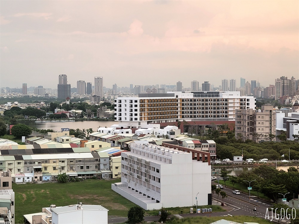 2026台南大員皇冠假日酒店 台南住宿推薦 接駁車、早餐、泳池、停車場 2026台南大員皇冠假日酒店 台南住宿推薦 接駁車、早餐、泳池、停車場