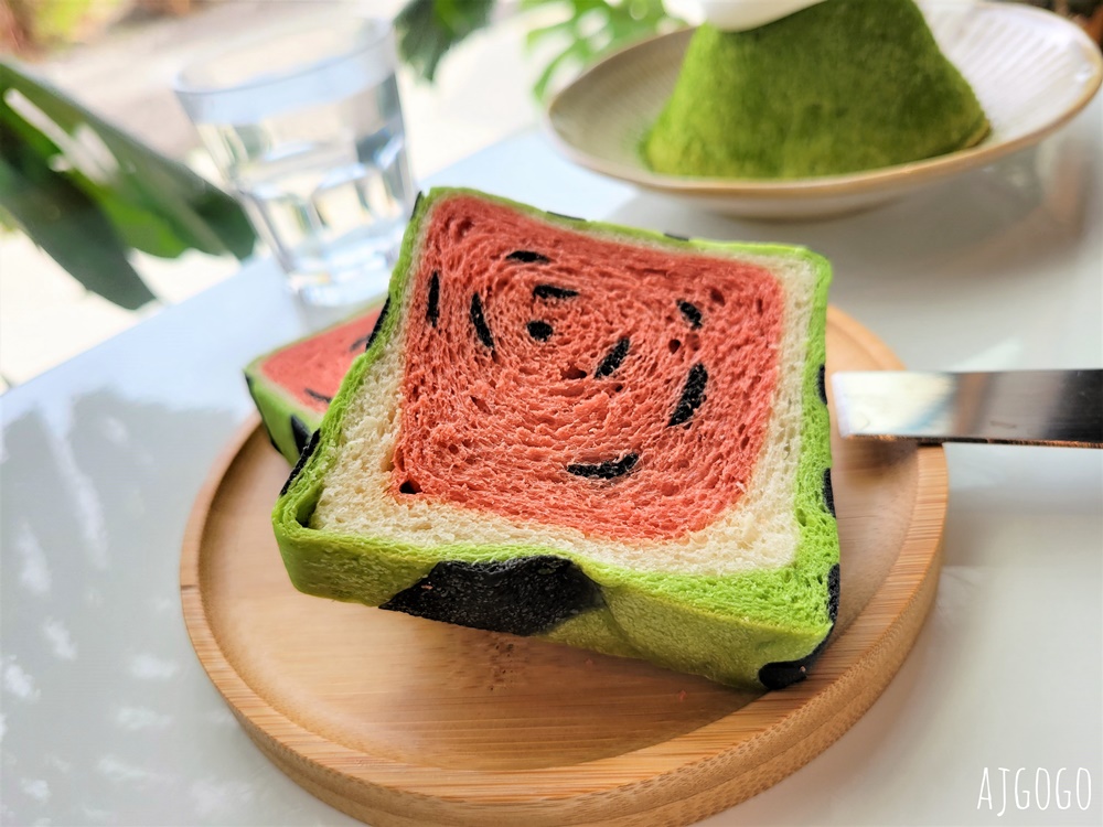 礁溪美食 抹茶山下 宜蘭礁溪咖啡廳 田園裡的西瓜吐司、抹茶山蛋糕
