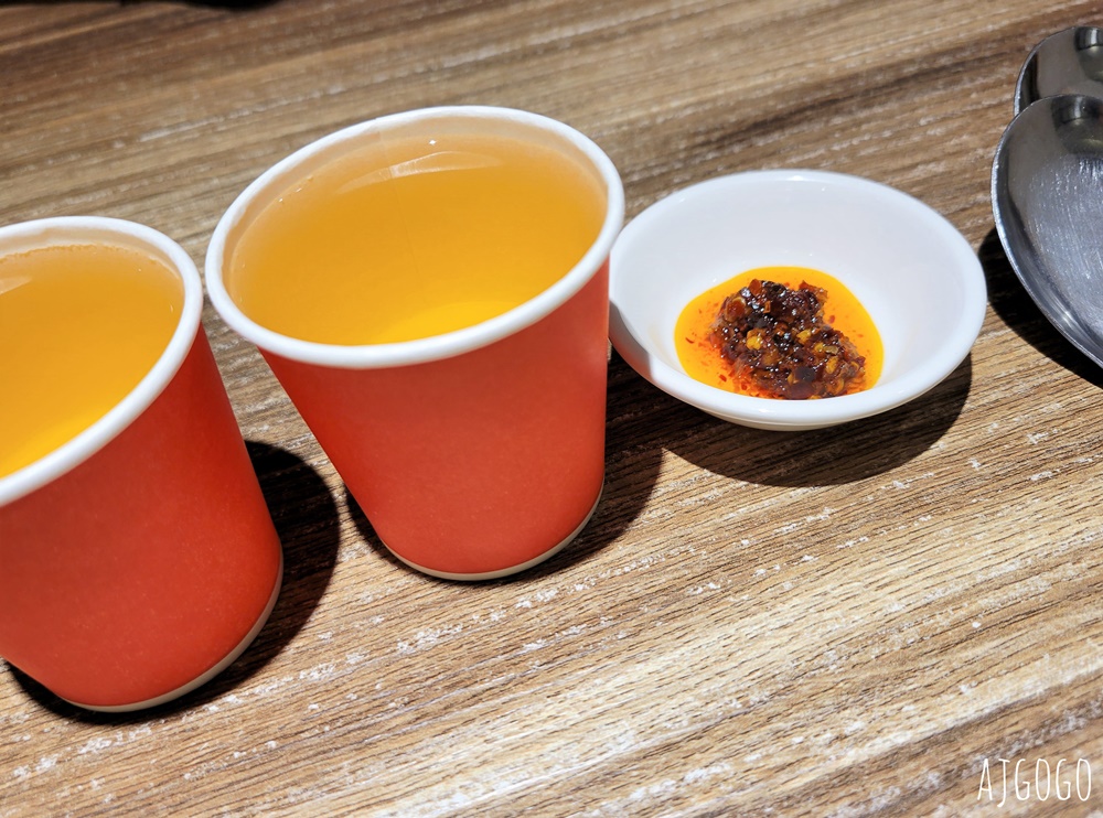 台北美食 忠青商行 捷運善導寺站美食 蝦仁飯、滷味、炸排骨是招牌菜色