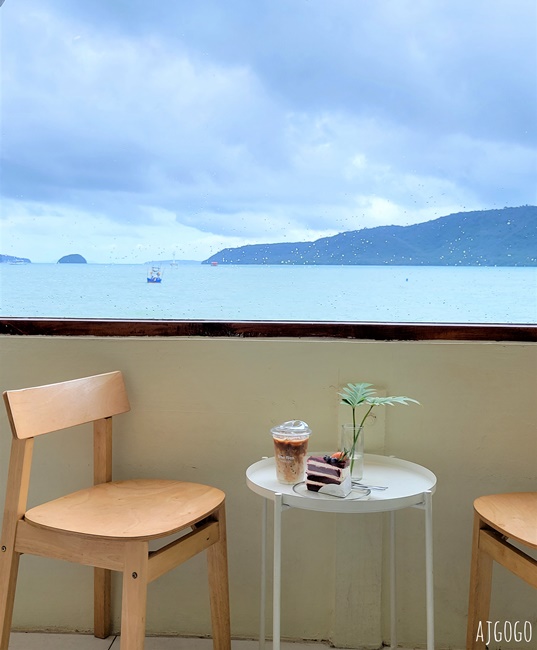 普吉島旅遊 Lay cafe phuket 普吉島查龍灣畔的韓風咖啡館 飲料便宜蛋糕好吃