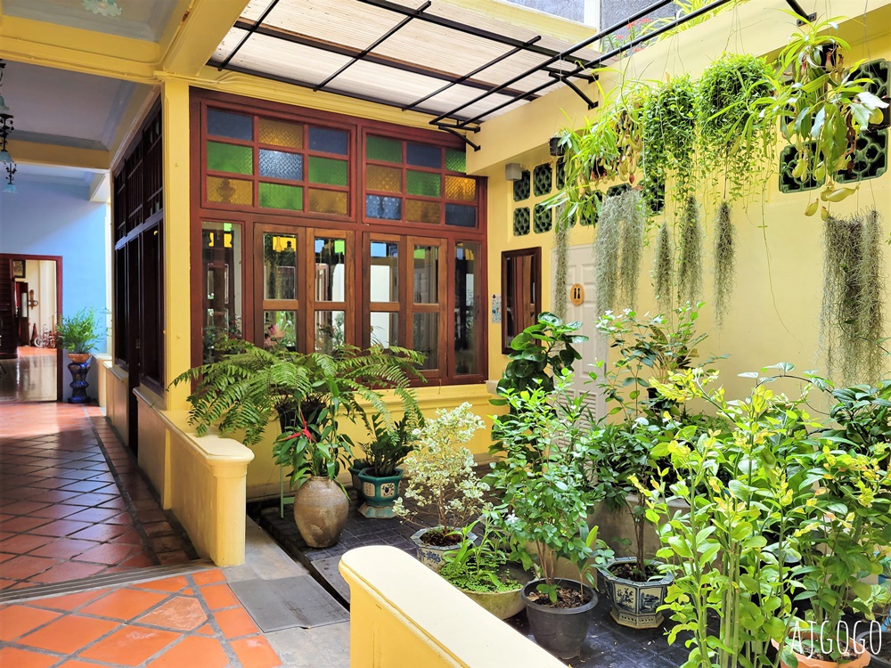 2026泰國旅遊 普吉島住宿 哇嗚畫廊精品飯店 早餐 住進百年歷史老宅博物館