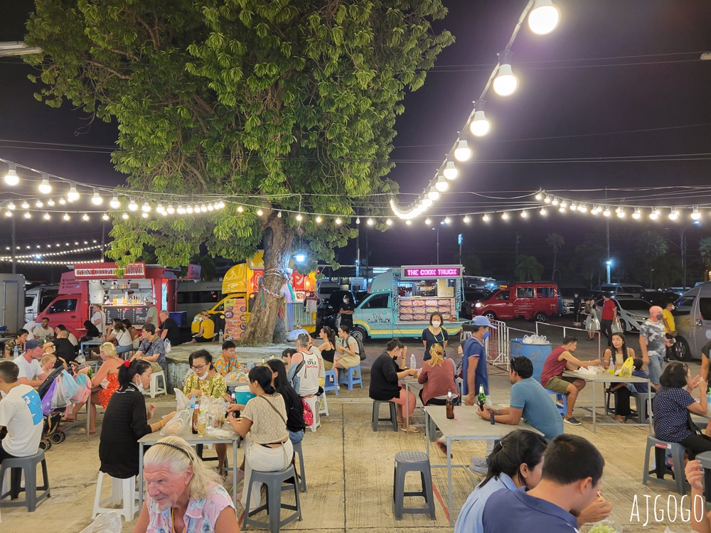 普吉島旅遊 Naka Weekend Market 普吉鎮三大夜市之一 普吉鎮周末夜市