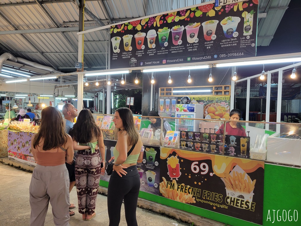 普吉島旅遊 Naka Weekend Market 普吉鎮三大夜市之一 普吉鎮周末夜市