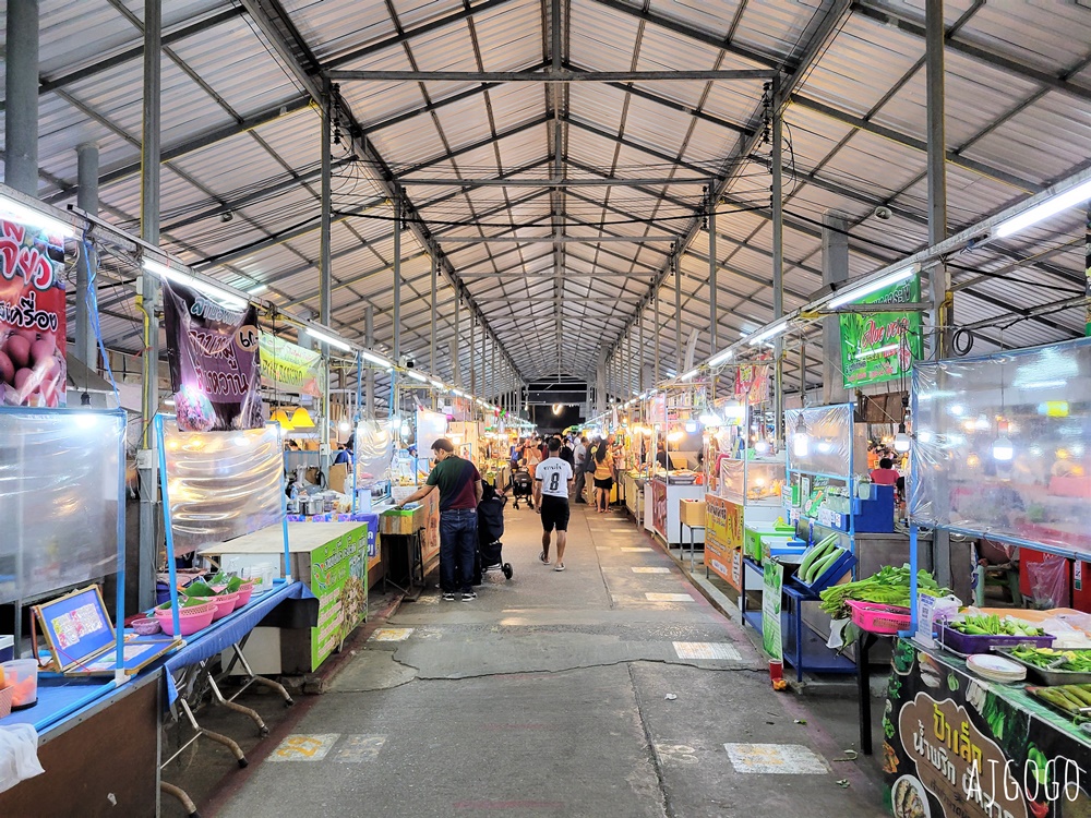 普吉島旅遊 Naka Weekend Market 普吉鎮三大夜市之一 普吉鎮周末夜市