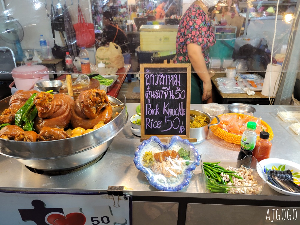 普吉島旅遊 Naka Weekend Market 普吉鎮三大夜市之一 普吉鎮周末夜市