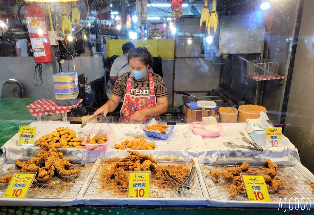 普吉島旅遊 Naka Weekend Market 普吉鎮三大夜市之一 普吉鎮周末夜市