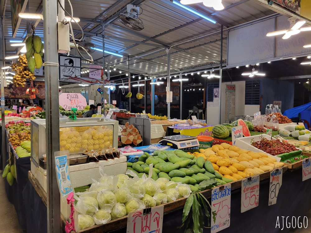 普吉島旅遊 Naka Weekend Market 普吉鎮三大夜市之一 普吉鎮周末夜市