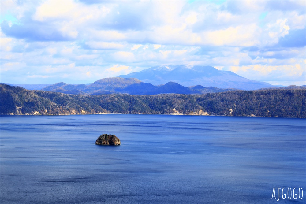 北海道旅遊 摩周湖 摩周第一展望台 北海道神秘之湖 愛奴人口中的山神之湖 北海道自由行