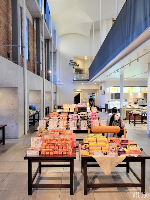 札幌美食 北菓樓札幌本館 圖書館裡的咖啡廳、甜點店 安藤忠雄作品 北海道旅遊推薦