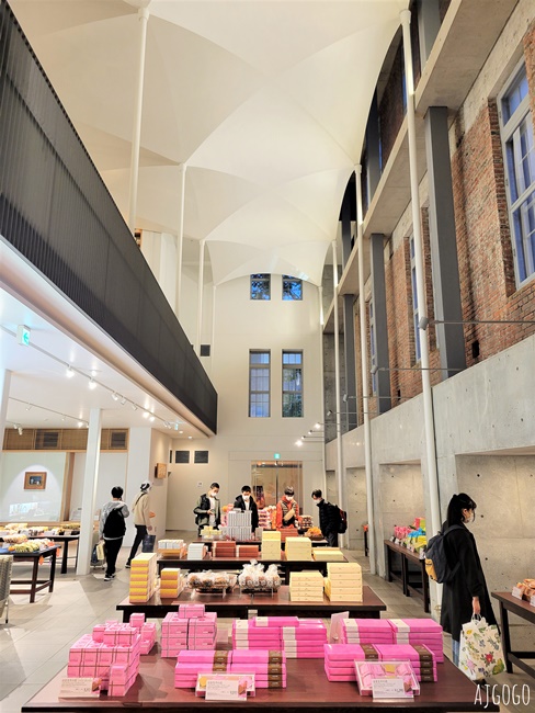 札幌美食 北菓樓札幌本館 圖書館裡的咖啡廳、甜點店 安藤忠雄作品 北海道旅遊推薦