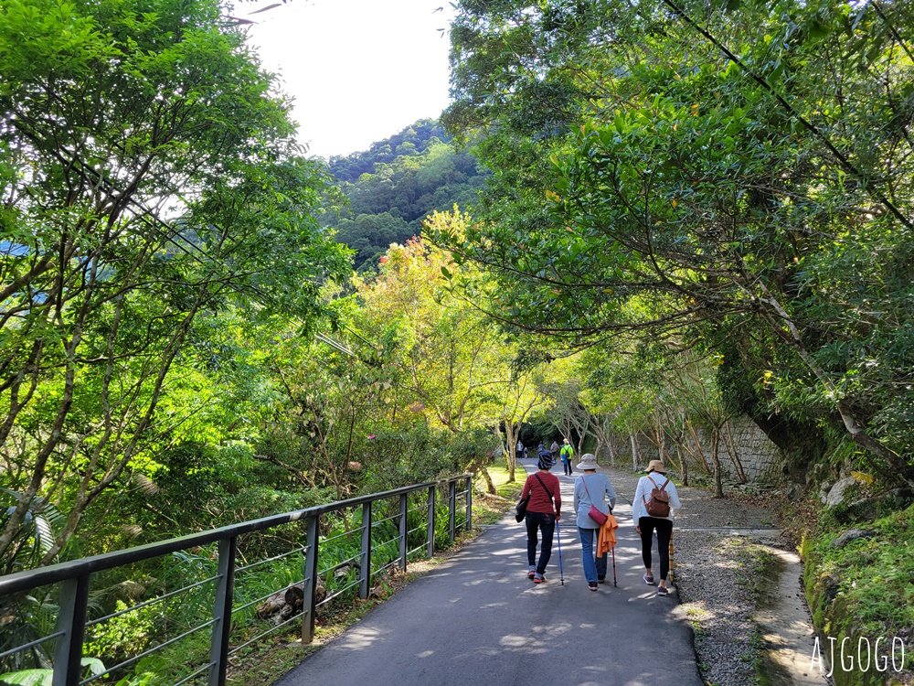 三峽景點 滿月圓國家森林遊樂區 好走的親子森林步道 沿著溪谷找大瀑布 三峽景點 滿月圓國家森林遊樂區 好走的親子森林步道 沿著溪谷找大瀑布