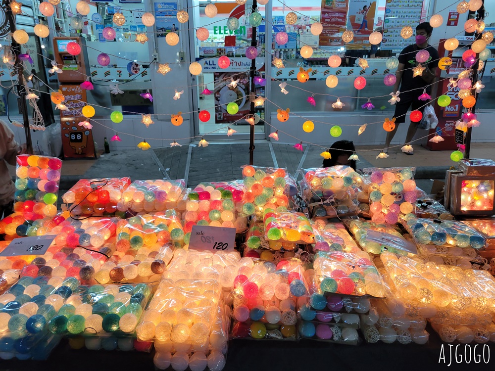 2026清邁自由行 周六夜市 Wua Lai Walking Street 古城外的觀光市集 文創商品多