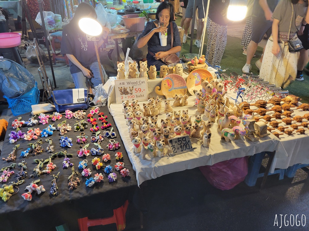 2026清邁自由行 周六夜市 Wua Lai Walking Street 古城外的觀光市集 文創商品多