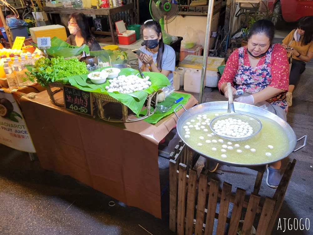 2026清邁自由行 周六夜市 Wua Lai Walking Street 古城外的觀光市集 文創商品多