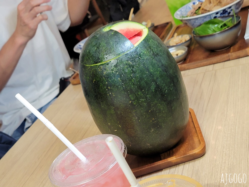 曼谷航空 曼谷素汪那普BKK-素可泰THS 經濟艙飛機餐、曼谷航空貴賓室 開箱PG213 ATR72-600