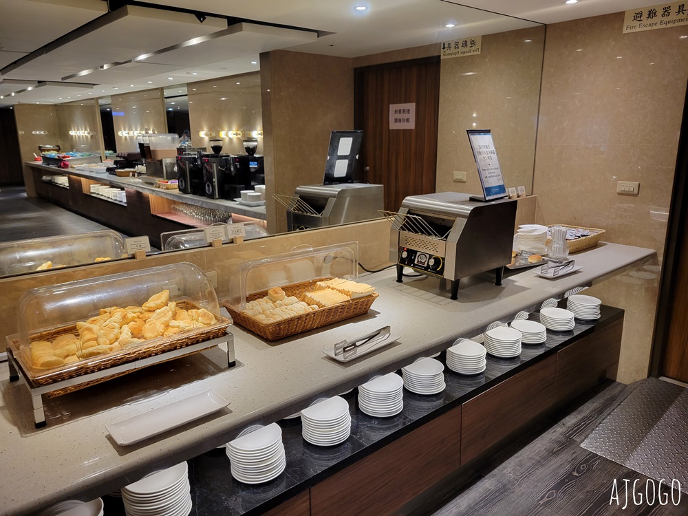 已歇業 屏東住宿 鮪魚家族飯店屏東館 屏東飯店推薦 早餐、停車場