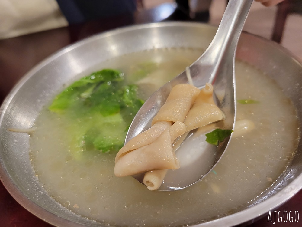 桃園美食 南平鵝肉專賣店 藝文特區排隊美食 煙燻鵝肉、魯肉飯好吃