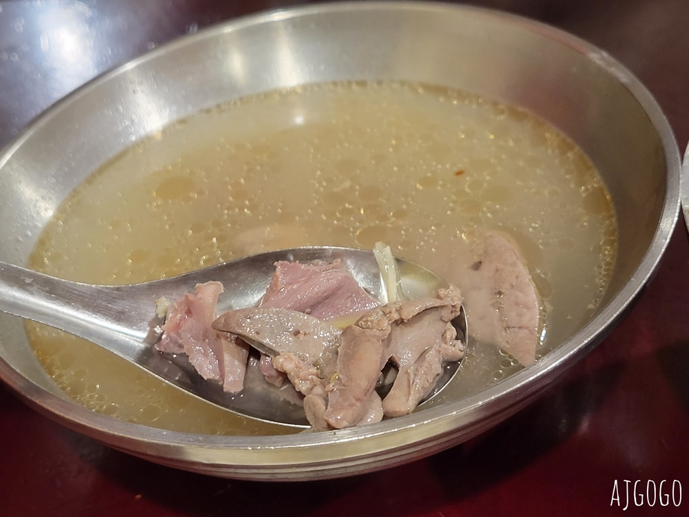 桃園美食 南平鵝肉專賣店 藝文特區排隊美食 煙燻鵝肉、魯肉飯好吃