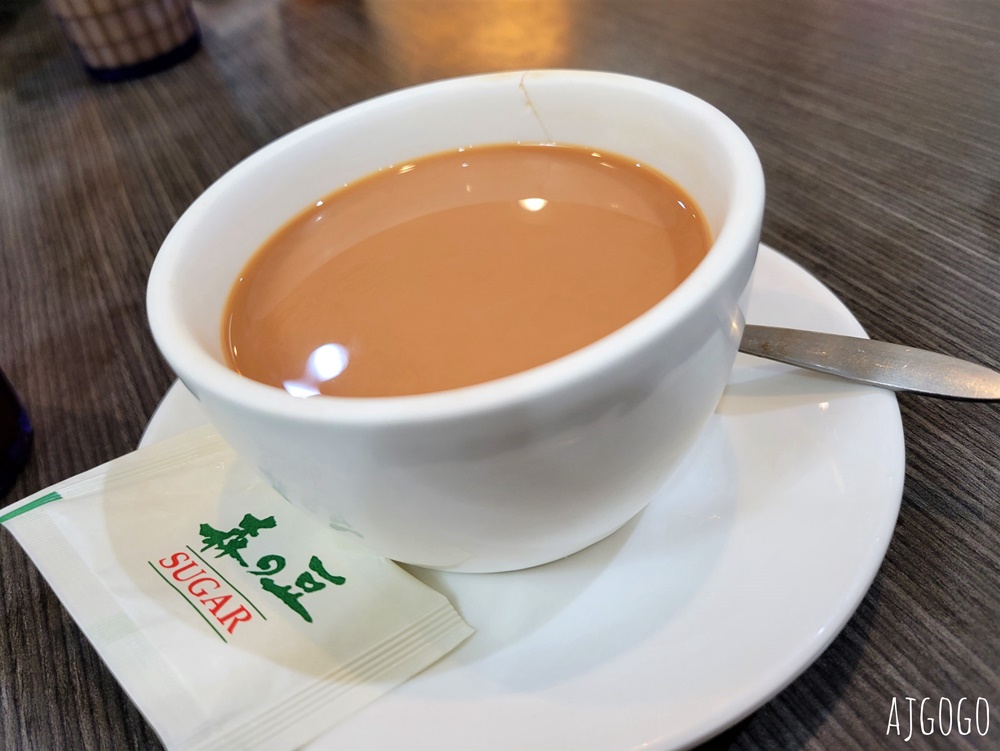 台中美食 香港金寶茶餐廳館前店 台中老牌港式餐廳 煲仔飯、鮮蝦腐皮捲好吃