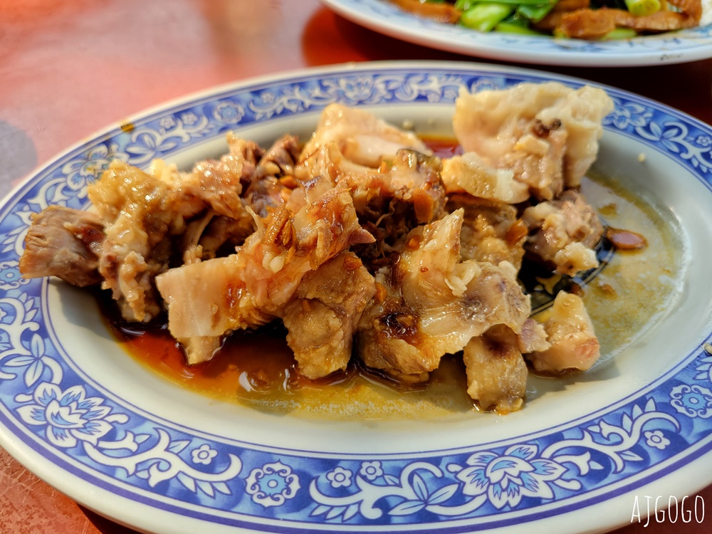 屏東美食 榕樹下大鍋菜 內埔古早味小菜 大鍋滷菜隨你夾