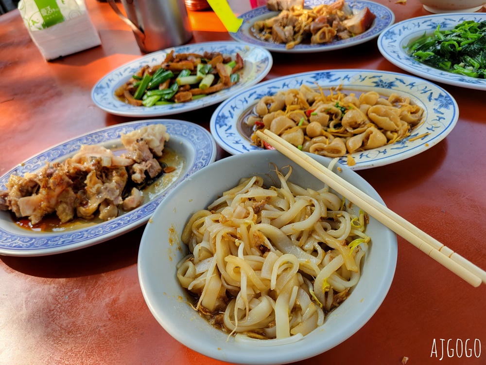 屏東美食 榕樹下大鍋菜 內埔古早味小菜 大鍋滷菜隨你夾