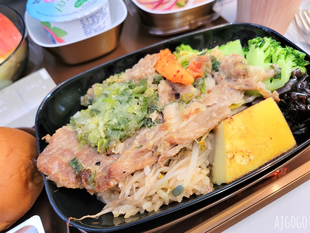 星宇航空 桃園-大阪機票 A330-900neo經濟艙飛機餐 開箱JX820、JX821