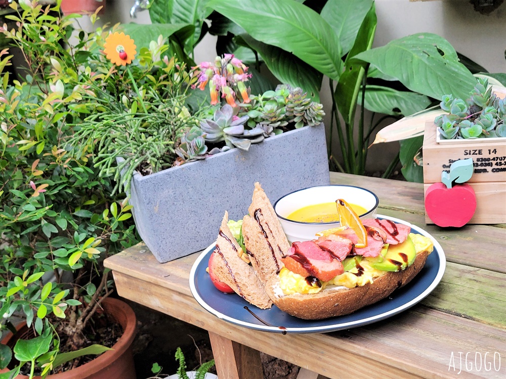 桃園美食 福森院子 網美早午餐店 草莓舒芙蕾鬆餅好吃 桃園藝文特區美食推薦 桃園美食 福森院子 網美早午餐店 草莓舒芙蕾鬆餅好吃 桃園藝文特區美食推薦
