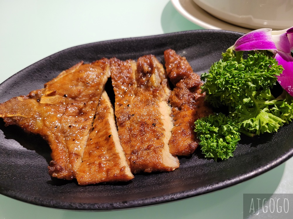 台北美食 濟南鮮湯包總店 小籠包味道一樣好