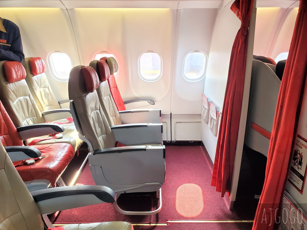 2026全亞洲航空AirAsia X 台北桃園-吉隆坡 A330經濟艙飛機餐 開箱D7379/D7378