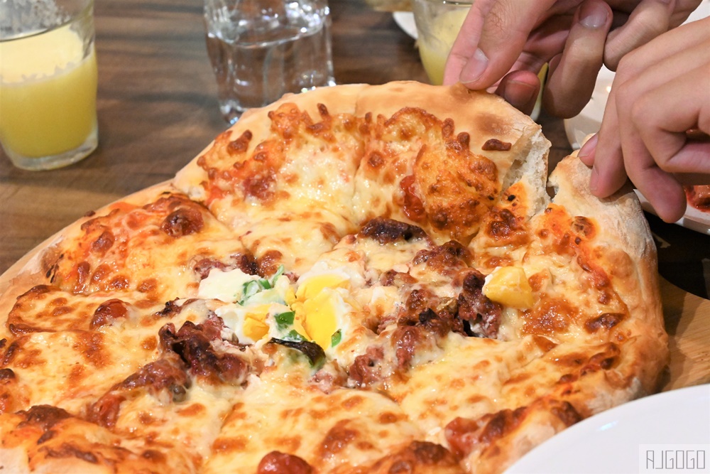 馬祖美食 芹沃咖啡烘焙館 芹壁村超人氣餐廳 Pizza、麵包、蛋糕好好吃 馬祖旅遊推薦