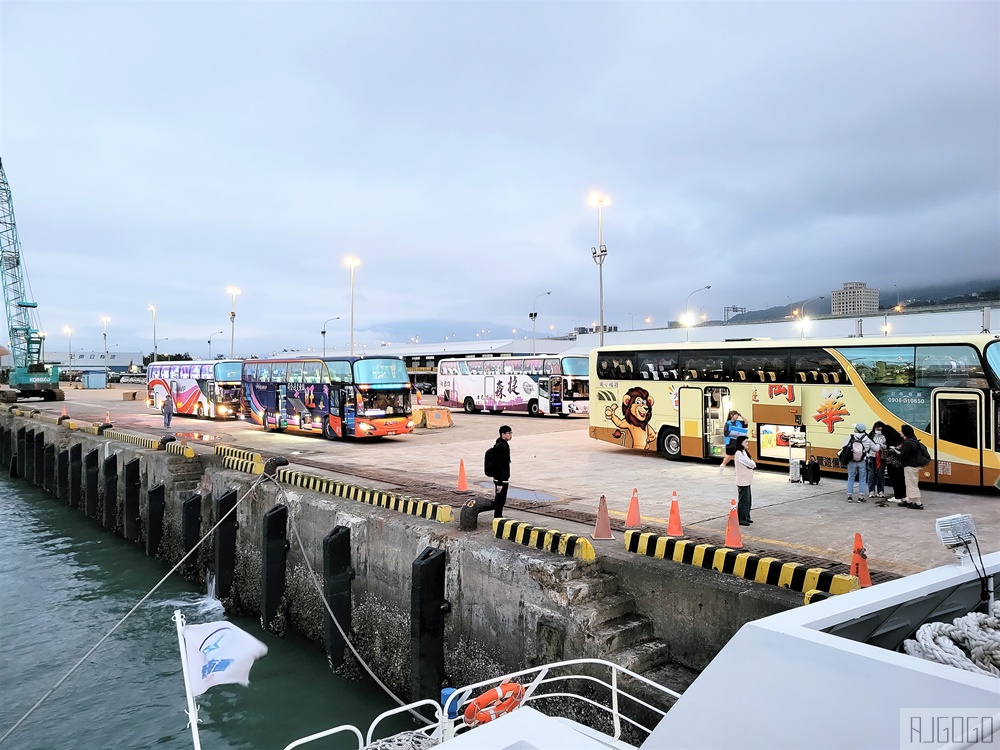 已停運 南北之星快輪 台北港 <>馬祖南竿 單程只需3小時 TAIWAN Hi 藍色公路新品牌