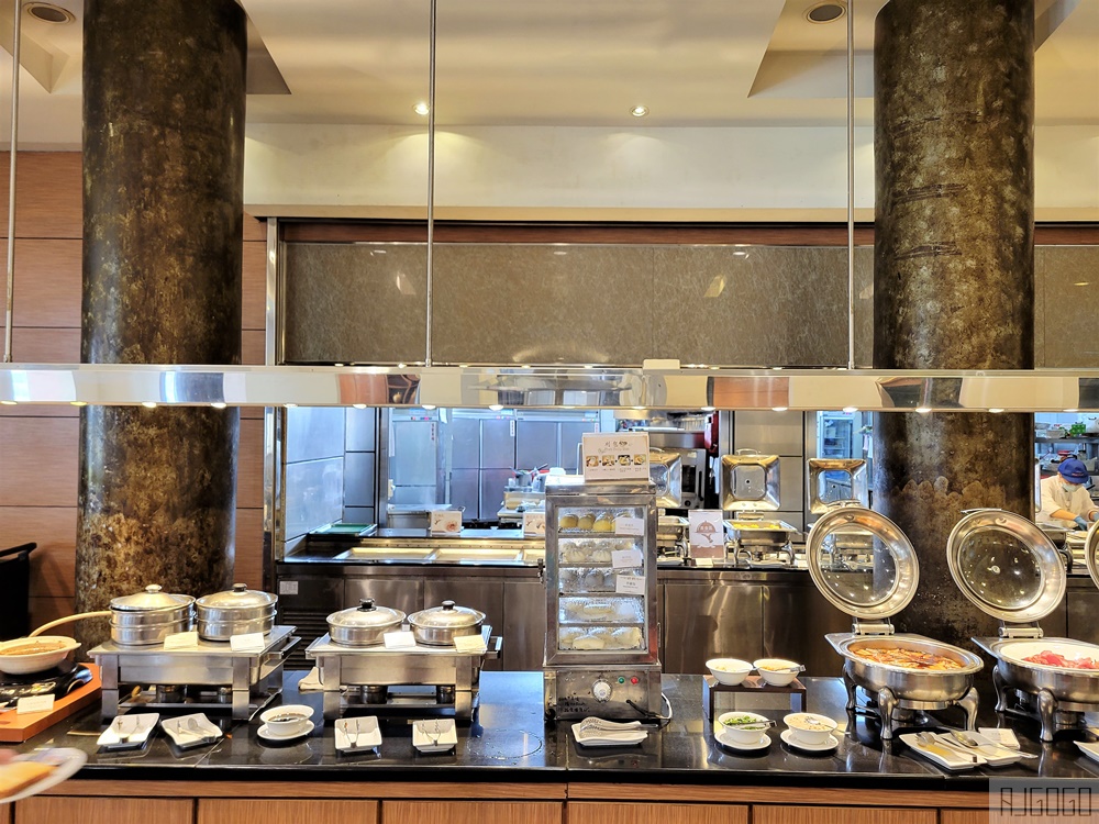 台南大飯店早餐 台南浮誇系早餐 刈包、牛肉湯、還有哈根達斯冰淇淋