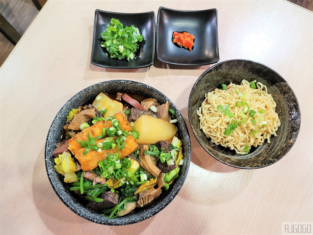 台南美食 盛田滷味 在地人推薦的平價熱滷味 麻辣口味好好吃 台南美食推薦