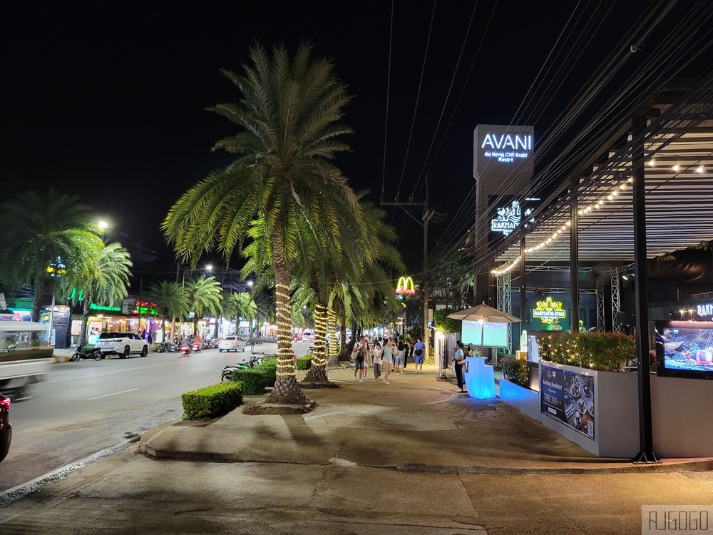 泰國旅遊 喀比住宿 假日度假酒店-甲米奧南海灘 標準山景房、早餐 喀比自由行推薦