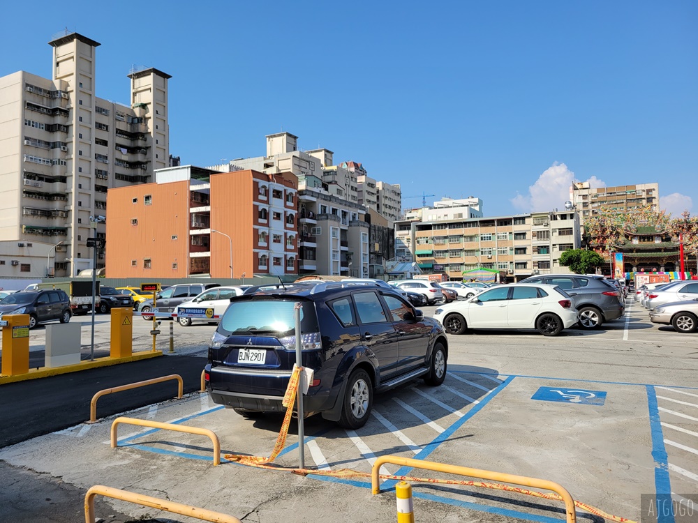 2026高雄住宿 好地方飯店六和館 停車場、標準雙人房 高雄飯店