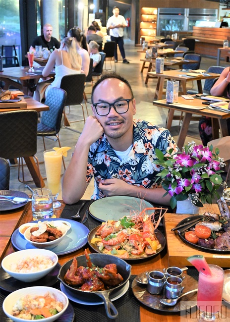 泰國攀牙住宿 考拉維拉飯店 La Vela Khao Lak 早餐、晚餐 泰國旅遊推薦