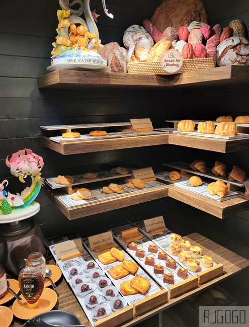 泰國攀牙住宿 考拉維拉飯店 La Vela Khao Lak 早餐、晚餐 泰國旅遊推薦