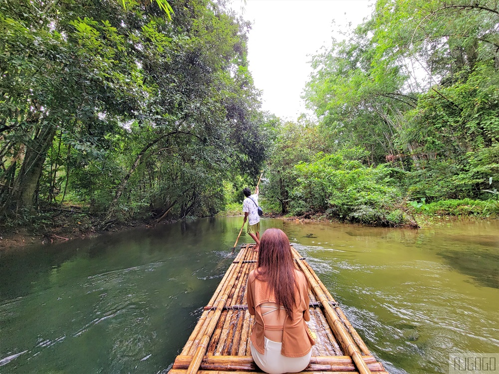 泰國攀牙景點 國家公園竹筏漂流 在天然溪流裡順流而下 消暑好地方 泰國旅遊推薦