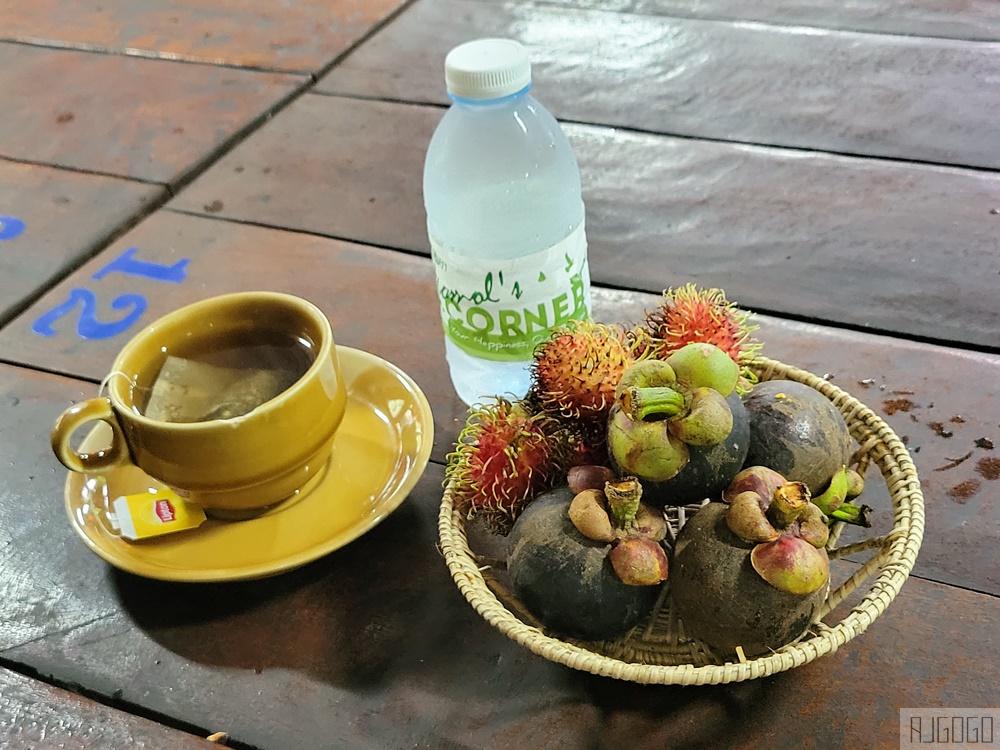 泰國攀牙景點 國家公園竹筏漂流 在天然溪流裡順流而下 消暑好地方 泰國旅遊推薦