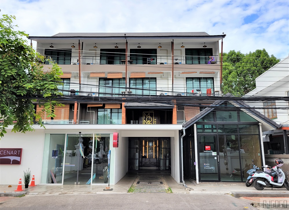 2026清邁自由行 陌陌飯店 清邁住宿推薦 清邁周日夜市就在門口 清邁自由行