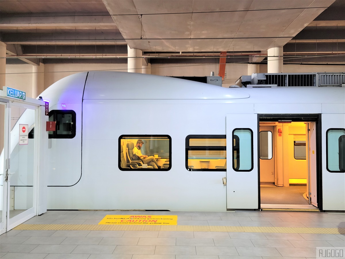 即時熱門文章：2026吉隆坡機場快線 KLIA Ekspres、預約機場接送、grab叫車 吉隆坡機場交通攻略