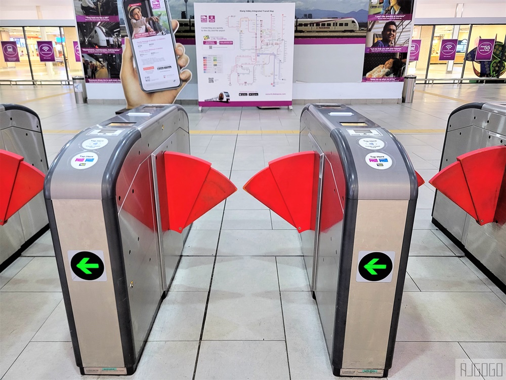 2026吉隆坡機場快線 KLIA Ekspres、預約機場接送、grab叫車 吉隆坡機場交通攻略