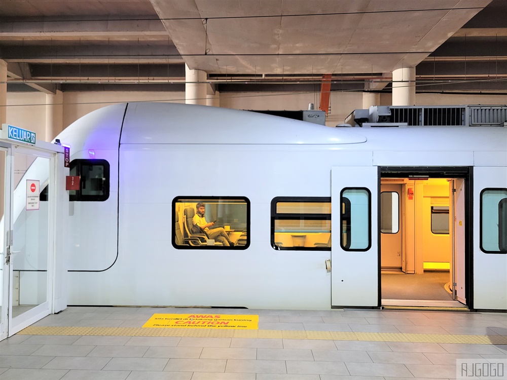 2026吉隆坡機場快線 KLIA Ekspres、預約機場接送、grab叫車 吉隆坡機場交通攻略