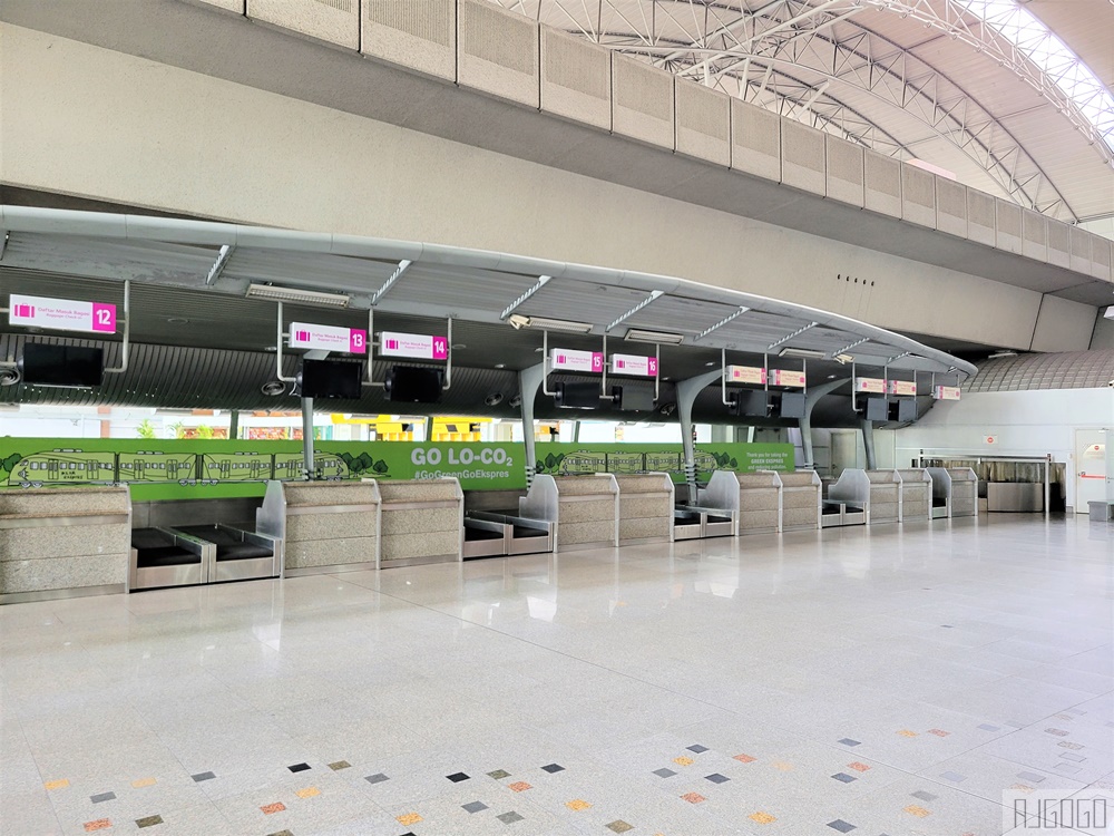 2026吉隆坡機場快線 KLIA Ekspres、預約機場接送、grab叫車 吉隆坡機場交通攻略