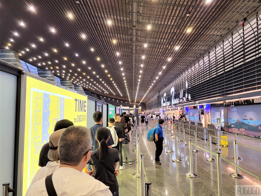 搭星宇航空去新加坡 台北桃園-新加坡 星宇航空A350經濟艙飛機餐 開箱JX771