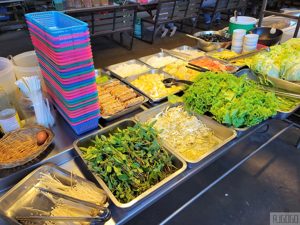 清邁美食 Aroi Jum Zap 尼曼區便宜燒肉吃到飽 清邁人推薦餐廳