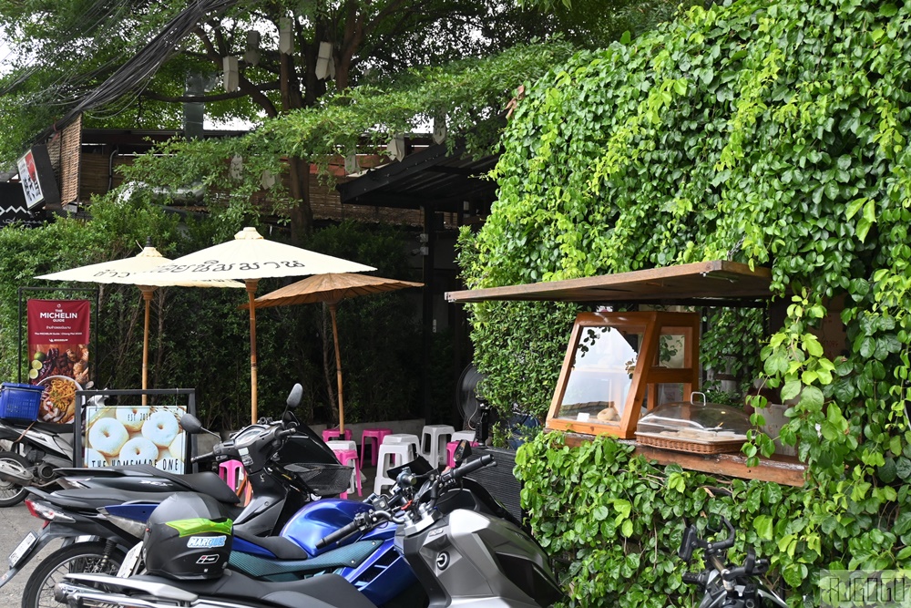 2026清邁美食 烤山尼曼泰北咖哩麵 Kao Soy Nimman 清邁米其林必比登推薦美食