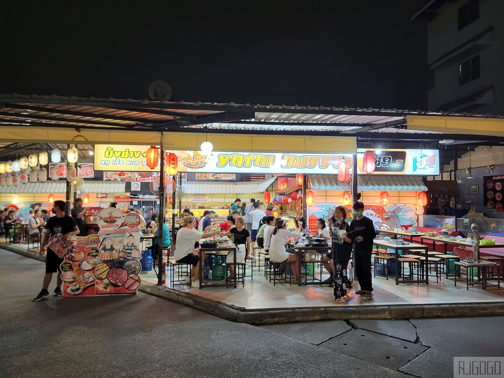 2026清邁自由行 清邁大學夜市 大學生與清邁人逛的夜市 衣服便宜好看