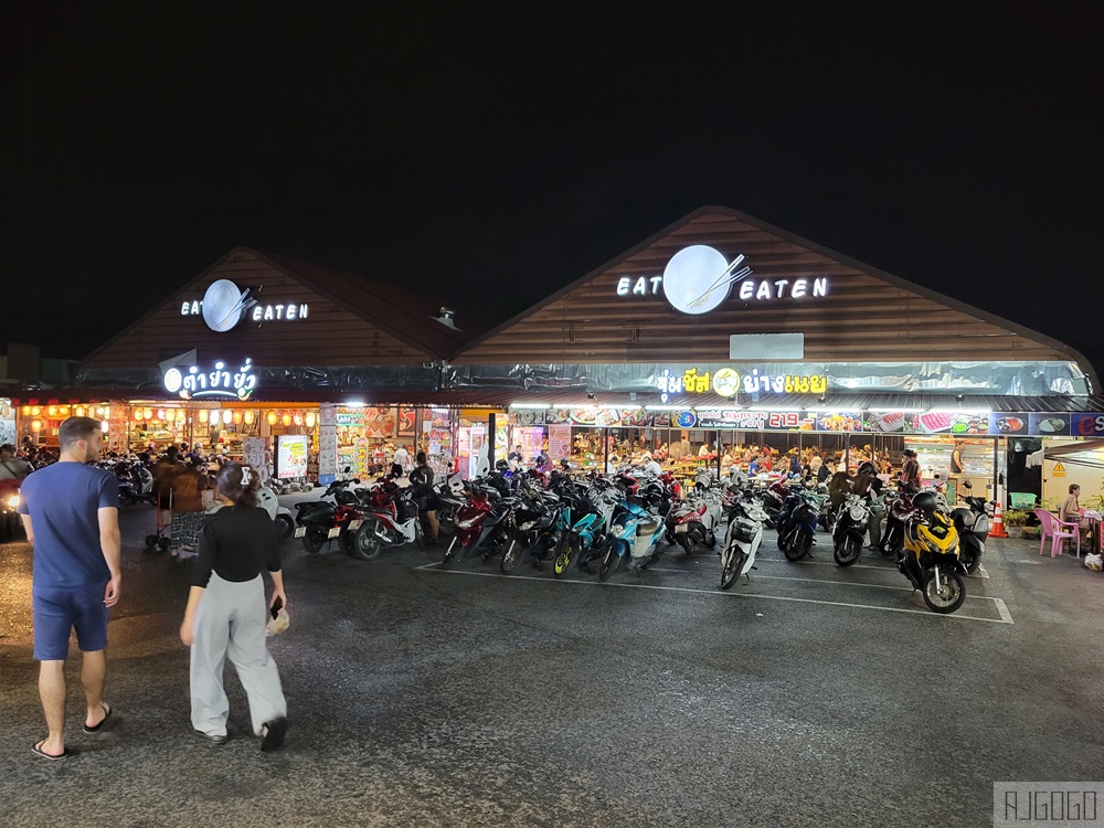 2026清邁自由行 清邁大學夜市 大學生與清邁人逛的夜市 衣服便宜好看