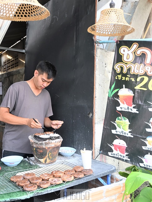 2026清邁自由行 湄卡運河市集 Khlong Mae Kha 古護城河改造日泰混搭風格夜市